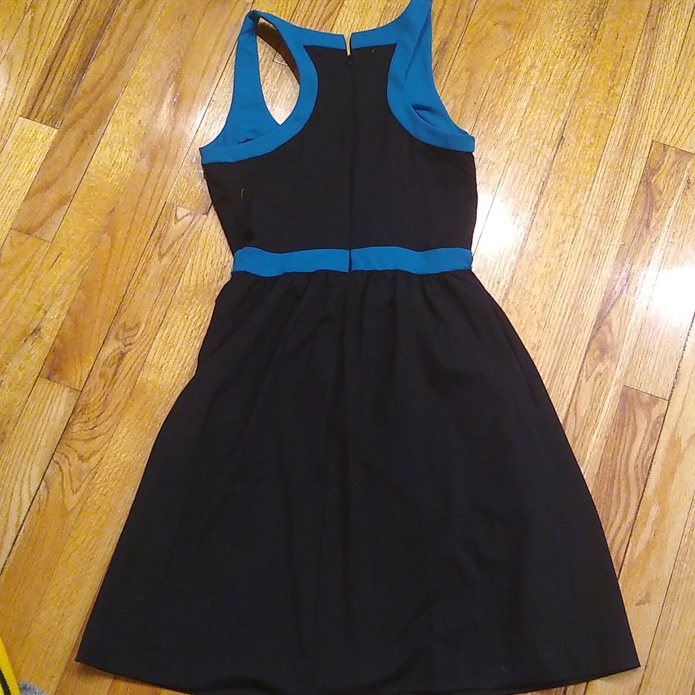 Sold 3/$15 sale Cynthia Rowley dress - Picture 2 of 8